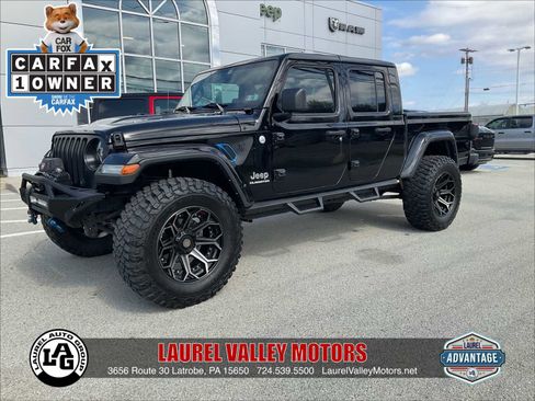 Used 2021 Jeep Gladiator Overland w/ Popular Equipment Package AWD/4WD image 1