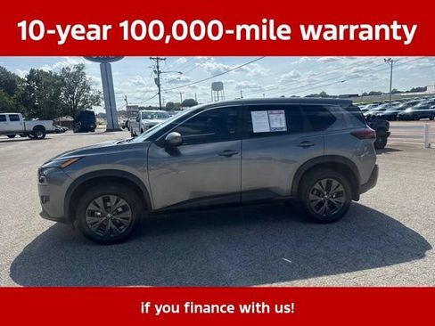 Used 2023 Nissan Rogue SV FWD image 2