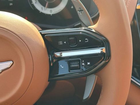 New 2026 Aston Martin DBX 707 image 9