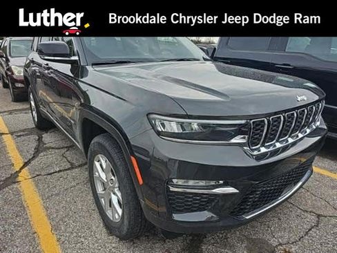 Used 2023 Jeep Grand Cherokee Limited image 1