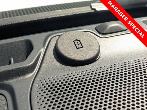 New 2025 Ford Bronco Badlands image 14