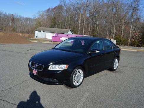 Used 2011 Volvo S40 T5 w/ Preferred Pkg image 51