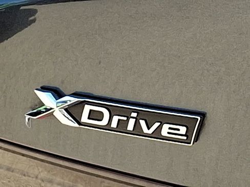 Used 2021 BMW 330i xDrive Sedan w/ Convenience Package image 30