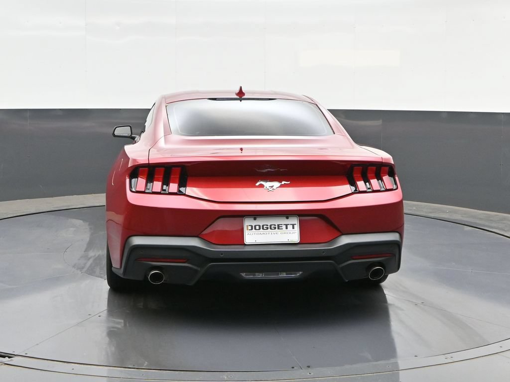 Used 2024 Ford Mustang Coupe RWD image 6