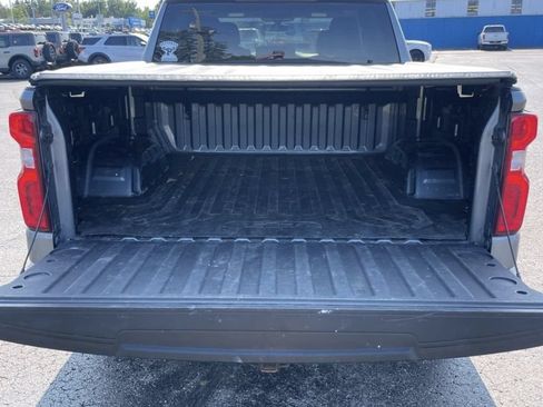 Used 2021 Chevrolet Silverado 1500 RST w/ Z71 Off-Road Package AWD/4WD image 7