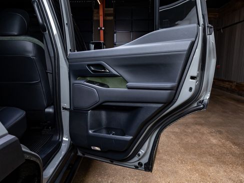 Used 2025 Lexus GX 550 550 Overtrail image 39