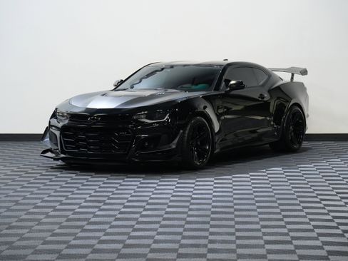 Used 2020 Chevrolet Camaro ZL1 RWD image 3