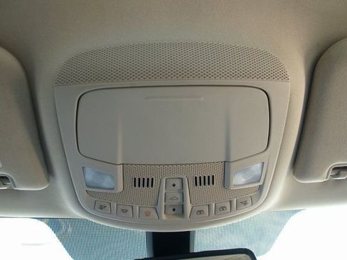 Used 2018 Lincoln MKC Reserve w/ Lincoln MKC Climate Package image 21