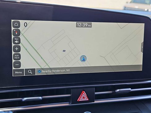 Used 2024 Hyundai Elantra Limited image 28