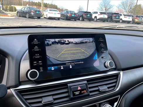 Used 2021 Honda Accord LX image 18
