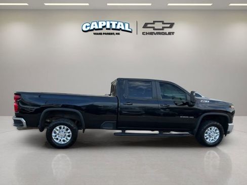 Used 2023 Chevrolet Silverado 2500 LT w/ Convenience Package image 6