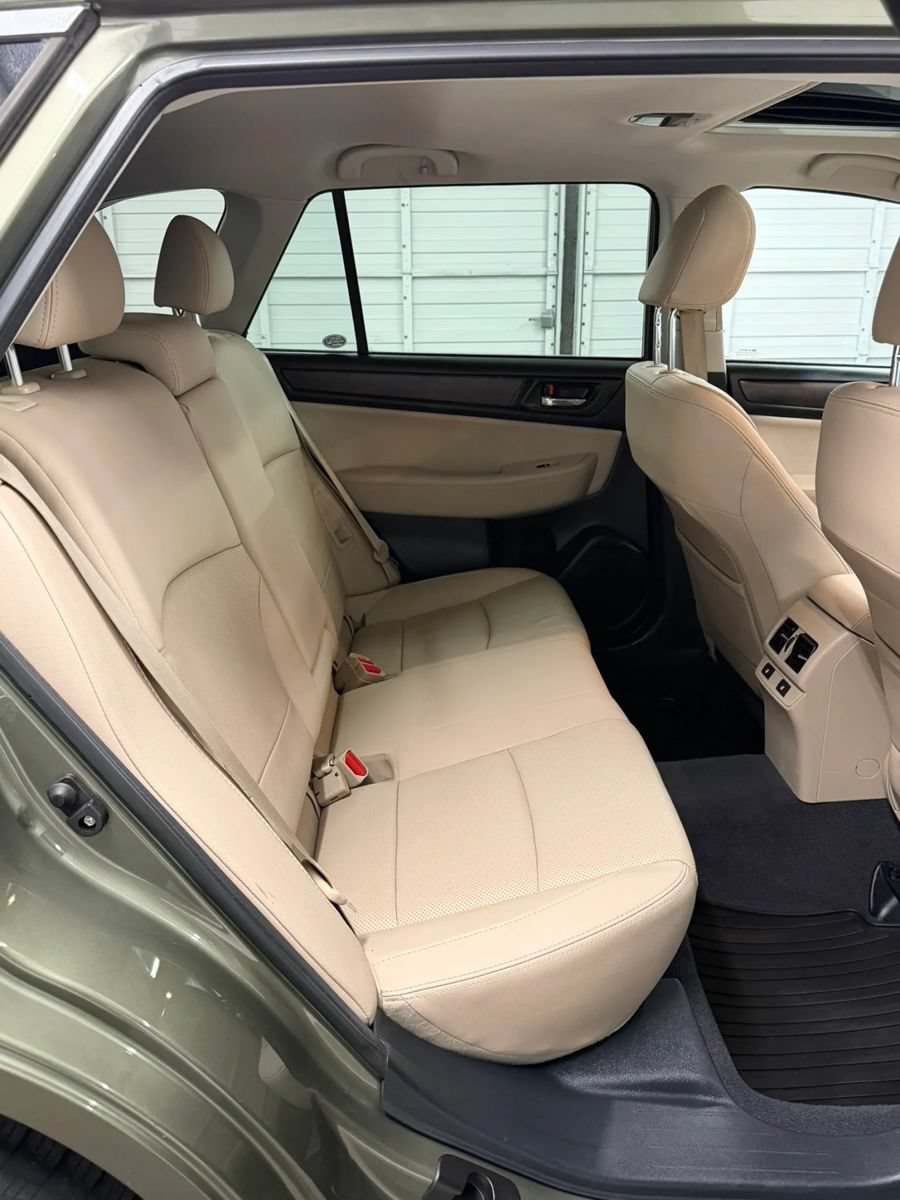 Used 2017 Subaru Outback 2.5i Limited AWD/4WD image 24
