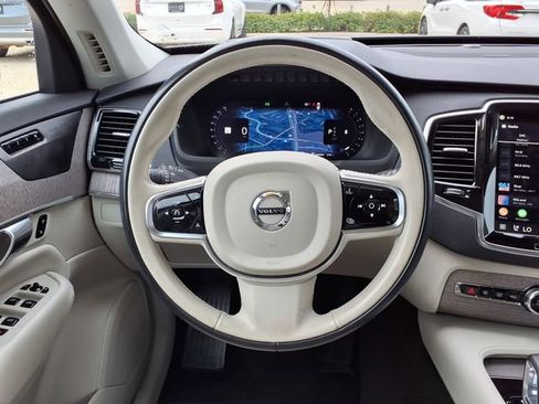 Certified 2023 Volvo XC90 B5 Plus AWD/4WD image 23