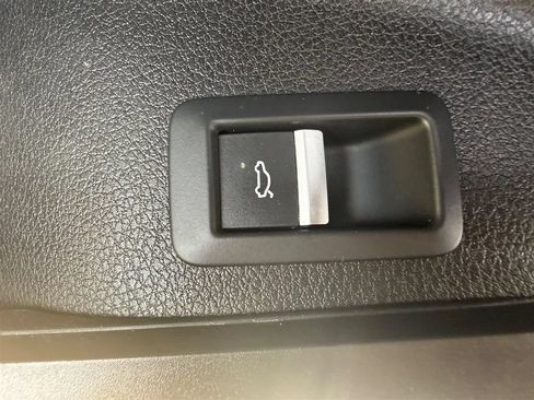 Used 2018 Audi Q5 2.0T Premium Plus AWD/4WD image 33