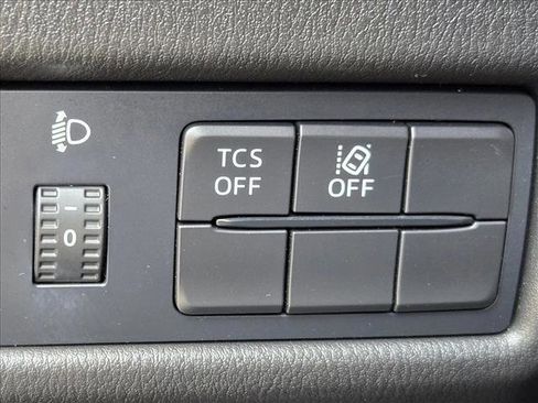 Used 2020 MAZDA CX-5 Sport FWD image 12