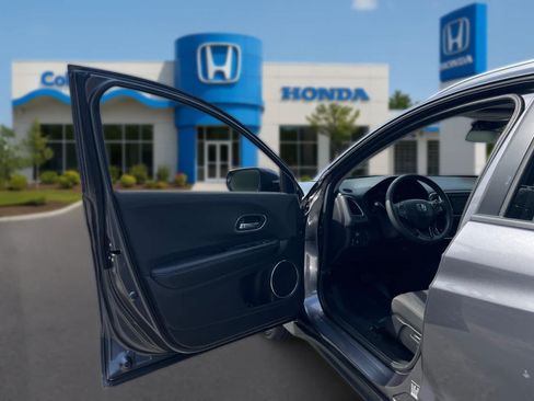Used 2022 Honda HR-V EX image 15