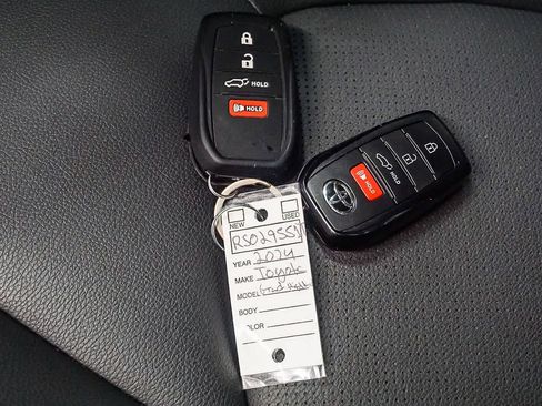 Used 2024 Toyota Grand Highlander XLE image 21