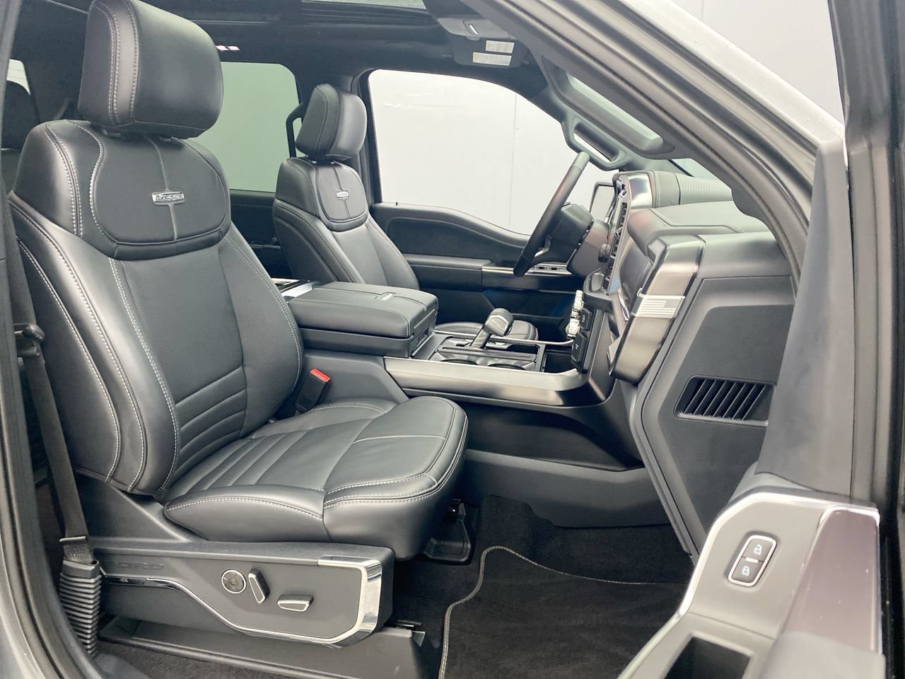 Used 2026 Ford F150 Platinum AWD/4WD image 24