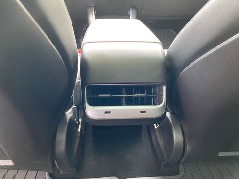 Used 2019 Tesla Model 3 Standard Range RWD image 26