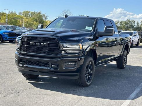 Used 2024 RAM 2500 Limited image 7