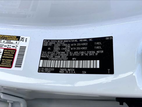 Used 2025 Lexus TX 500h AWD w/ Technology Package image 37