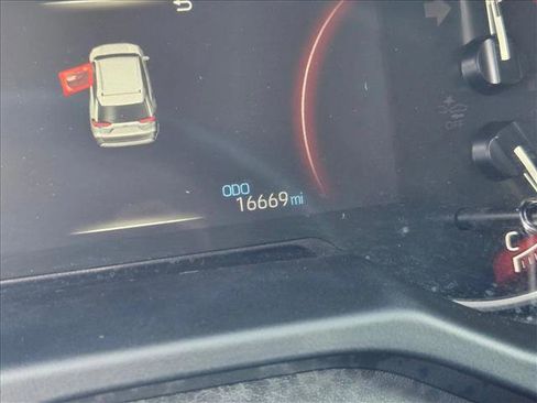 Used 2025 Toyota RAV4 LE image 11