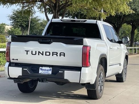 Used 2025 Toyota Tundra Platinum AWD/4WD image 4