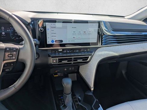 Used 2026 Toyota Camry XLE image 14