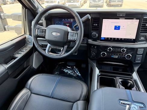 New 2026 Ford F250 Platinum AWD/4WD image 22