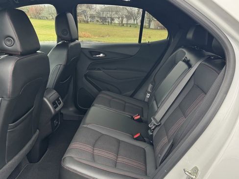 Used 2024 Chevrolet Equinox RS image 15