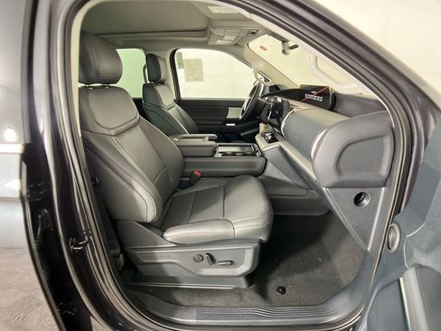 New 2025 Ford Expedition Max Active image 30