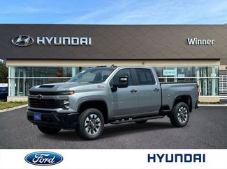 Used 2024 Chevrolet Silverado 2500 Custom w/ Custom Value Package AWD/4WD video 1