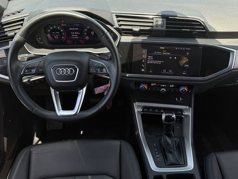 Used 2022 Audi Q3 2.0T Premium Plus w/ Premium Plus Package AWD/4WD image 14