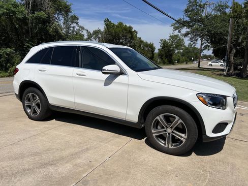 Used 2016 Mercedes-Benz GLC 300 image 13