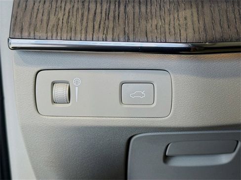 Used 2021 Volvo XC90 T6 Inscription image 10