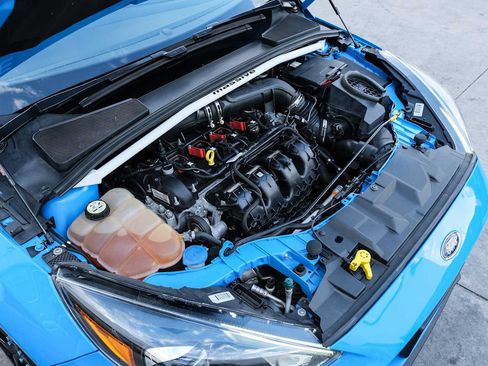Used 2017 Ford Focus RS AWD/4WD image 55