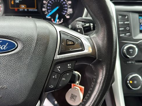 Used 2015 Ford Fusion SE w/ Equipment Group 201A image 16