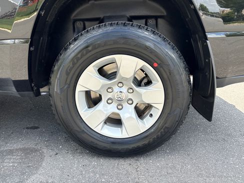 Certified 2023 RAM 1500 Big Horn AWD/4WD image 14