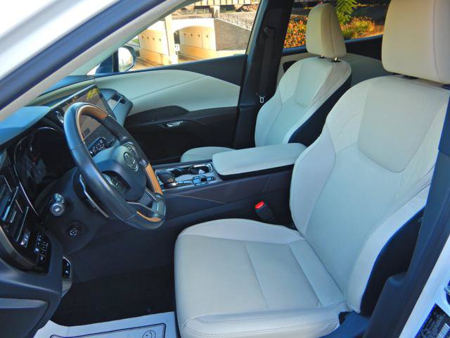 Used 2024 Lexus RX 350 Premium w/ Accessory Package (Z1) AWD/4WD image 13