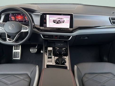 New 2026 Volkswagen Atlas Peak Edition AWD/4WD image 10