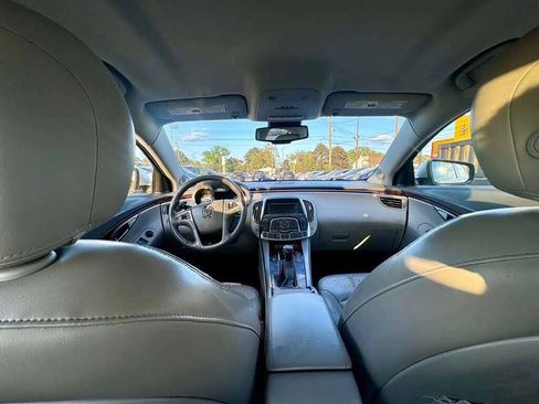 Used 2012 Buick LaCrosse Premium FWD image 19