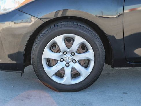 Used 2013 MAZDA MAZDA3 i Sport image 8