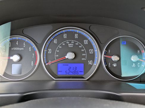 Used 2008 Hyundai Santa Fe SE FWD image 23