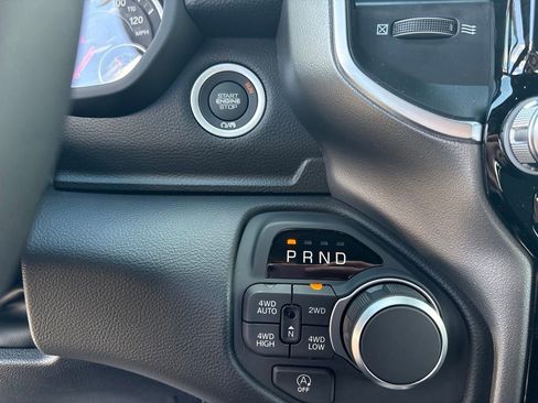 New 2026 RAM 1500 Big Horn AWD/4WD image 24