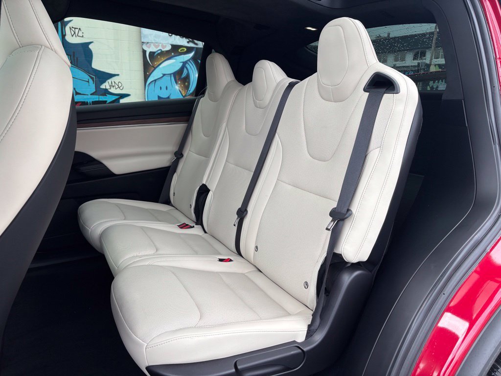 Used 2023 Tesla Model X AWD/4WD image 10