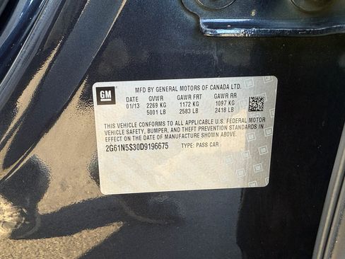 Used 2013 Cadillac XTS image 24