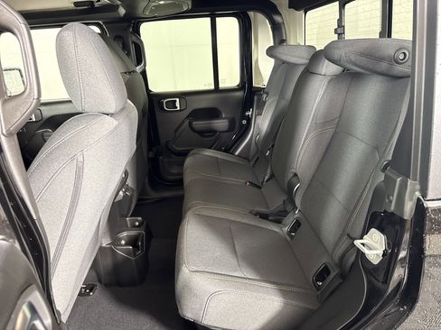 New 2026 Jeep Gladiator Willys image 14