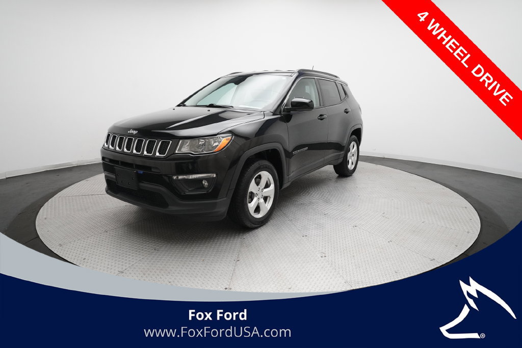 Used 2018 Jeep Compass Latitude w/ Popular Equipment Group AWD/4WD image 1