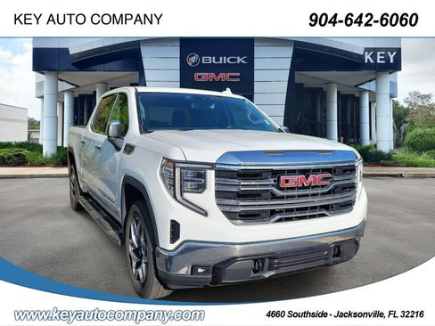Used 2024 GMC Sierra 1500 SLT w/ SLT Premium Package image 1