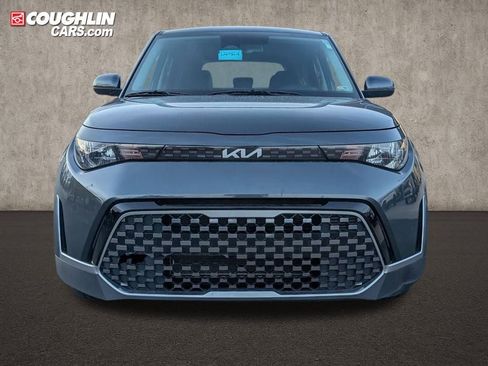 Used 2023 Kia Soul EX image 2